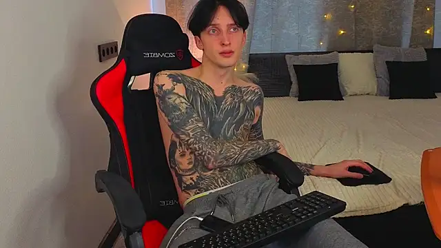 Martin_Jin Adlı Modelin Canlı XXX Sohbeti