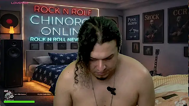 Czat XXX na żywo – chino_roz