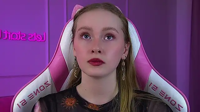 AgataFoxley's Live XXX Chat