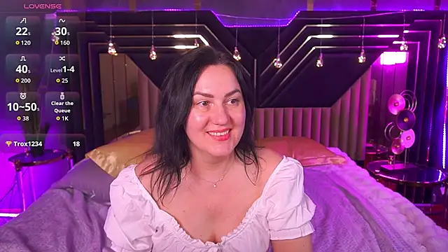 VelvetLuck's Live XXX Chat