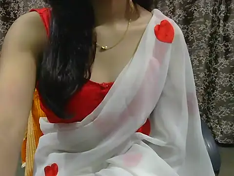 Adorable_AyeshaのライブXXXチャット