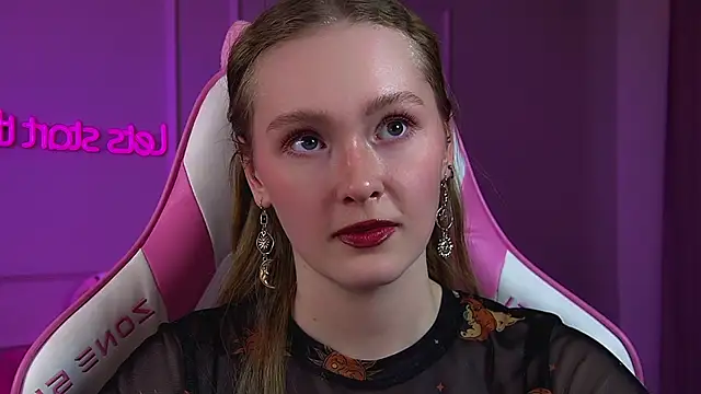 AgataFoxley Chat XXX in diretta