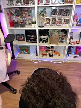 Sweet_sully__ Live XXX-chat