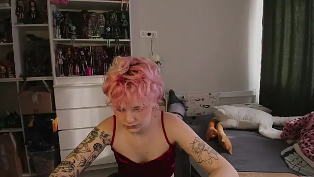 School_Love Adlı Modelin Canlı XXX Sohbeti