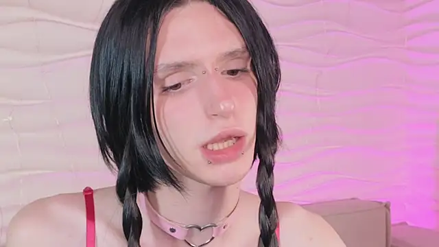 madi_snow Adlı Modelin Web Kamerası Şovu