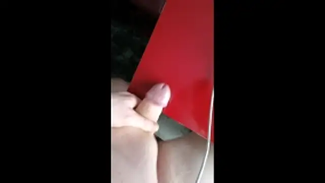 Warumnicht1980: διαδικτυακό σόου στην κάμερα