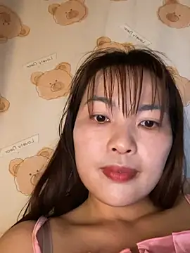 Milik-1022's Live XXX Chat