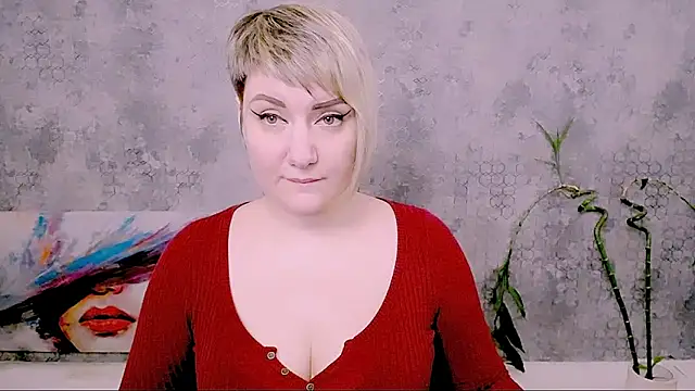 Djullia Chat XXX in diretta