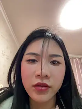 xuan202601 Adlı Modelin Canlı XXX Sohbeti