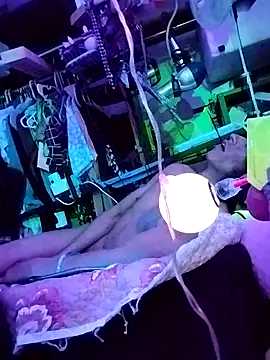 gurlnipsのライブXXXチャット