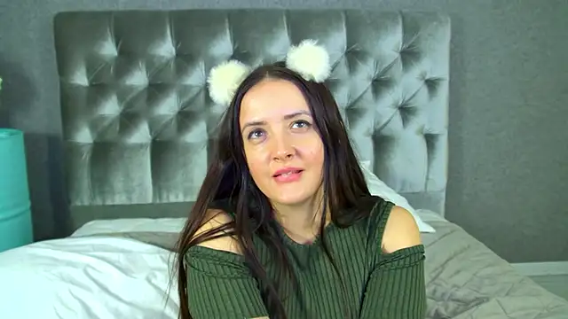 Živý XXX chat ElinaBellucci