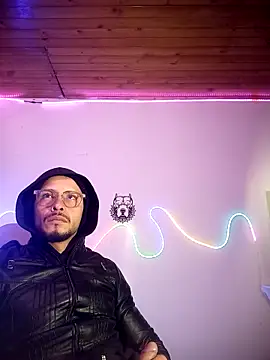 sebastian_hornyのライブXXXチャット