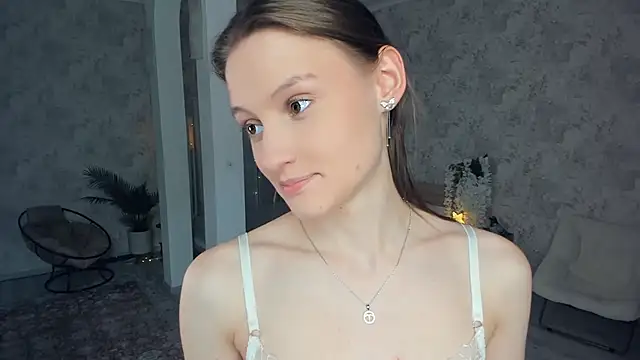 LianneBynon's Live XXX Chat