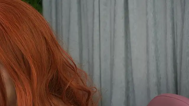 LanaRealsのライブXXXチャット