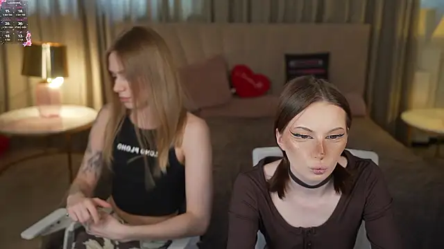 Angy_Netal's Live XXX Chat