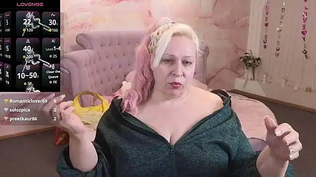 Penelope_Pinky Live XXX-chat