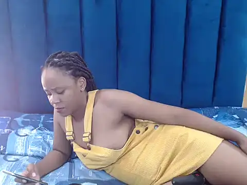 CreamyTeaのライブXXXチャット