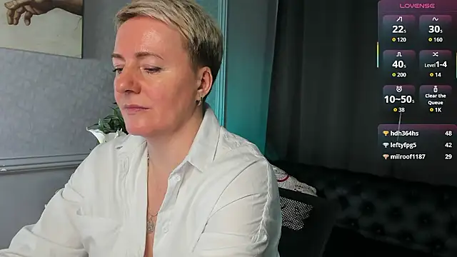 دردشة Nika_Smit الجنسية المباشرة