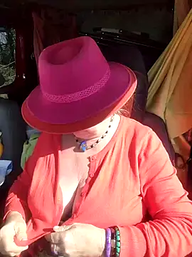 Chat +18 de Hot-Muci ao vivo