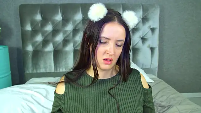 ElinaBellucci's Live XXX Chat