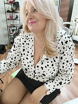 AvrilMillers Live XXX-chat