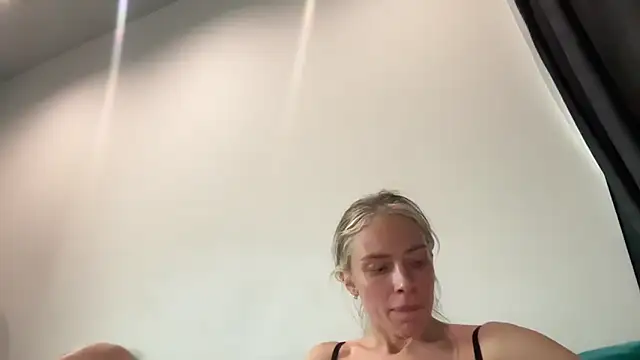 Iris_cherryn Live XXX chat