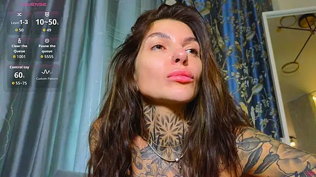 Chatroom XXX en direct de tattooedBabyy