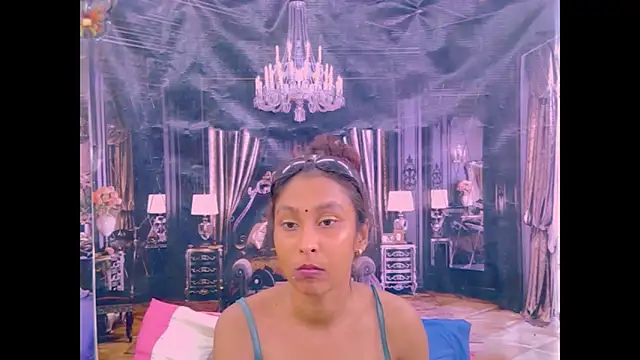 IndianSexyButt live XXX chat