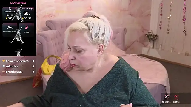 Pokazy przed kamerką – Penelope_Pinky