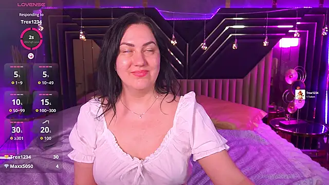 دردشة VelvetLuck الجنسية المباشرة