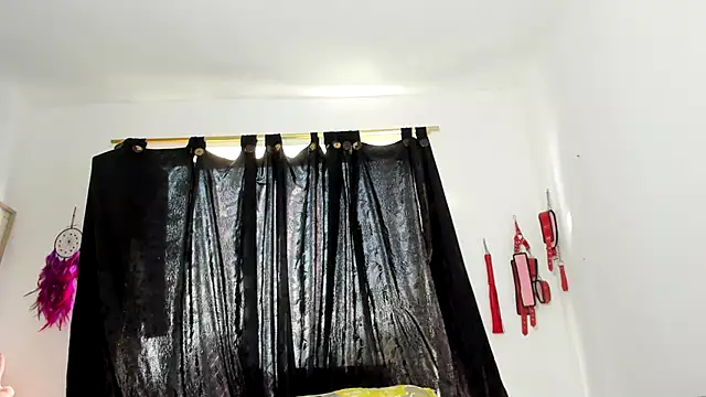 QUEEN_MANDY_BBW's Live XXX Chat