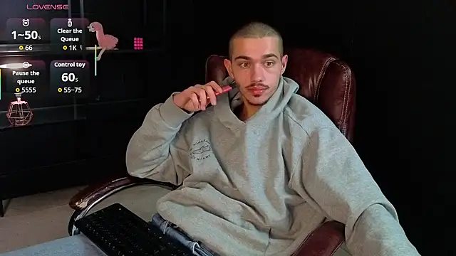 Chat XXX en directo de KaydenDrew