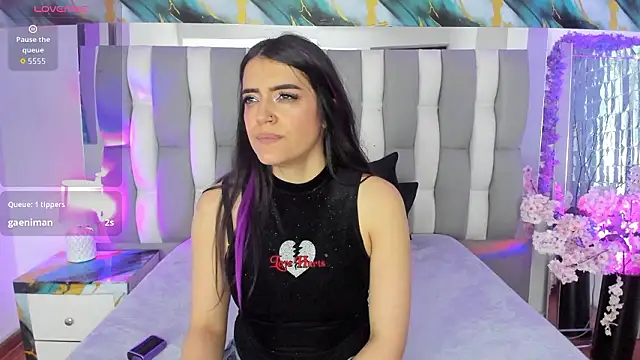 IsaDiiaz Adlı Modelin Canlı XXX Sohbeti