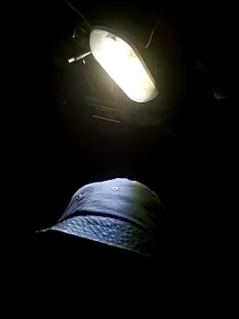 Us3rBuzuh webcam show