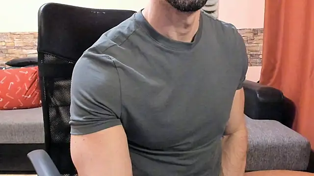 HotHunkTrainer 在線直播表演