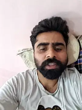 yash7713: διαδικτυακό σόου στην κάμερα