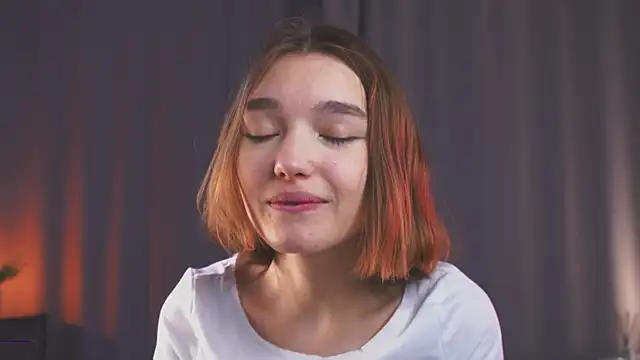 Leyla_crsh Adlı Modelin Canlı XXX Sohbeti