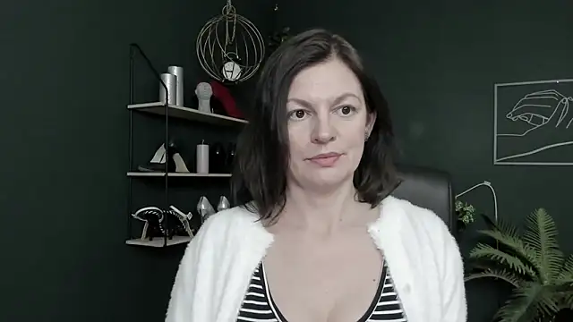 VivianWILD Obrolan Langsung XXX