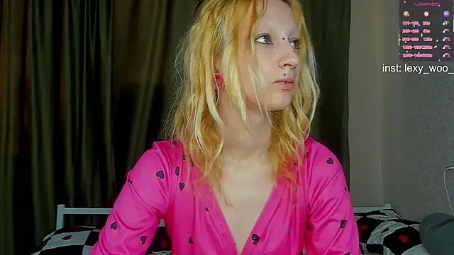 Lexy-Woorhez Adlı Modelin Canlı XXX Sohbeti