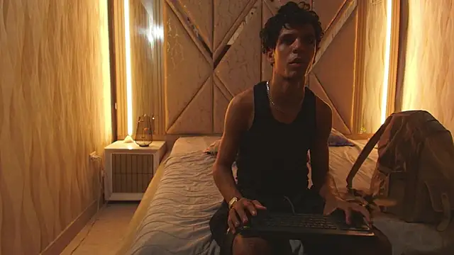 Chat XXX en directo de Hotcouple_222