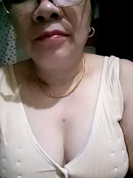 Chat XXX en directo de small-house123