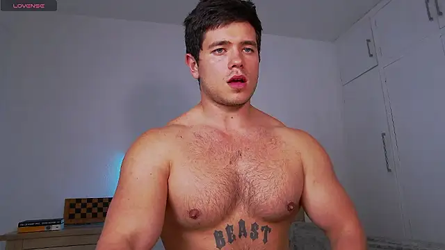 Онлайн чат XXX Arilas_