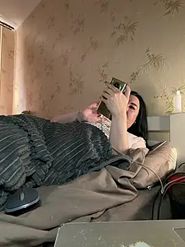 Naughtbaby_2025 – Live XXX-chat