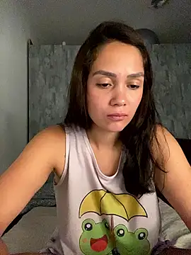 Chat +18 de carolsapequinha ao vivo