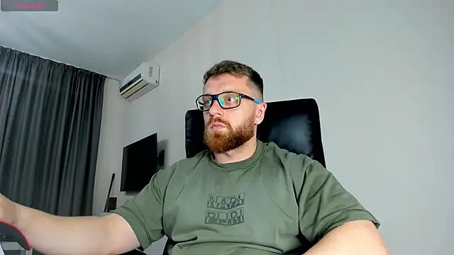 Findom_guyのライブXXXチャット