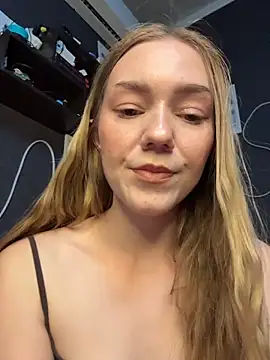 MilaMoone Live XXX-chat