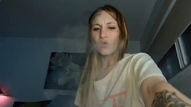 lavender_spits' Live XXX Chat