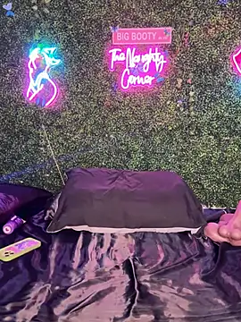 Онлайн чат XXX RenaThickAss