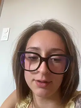 Chatroom XXX en direct de Lolasecret_