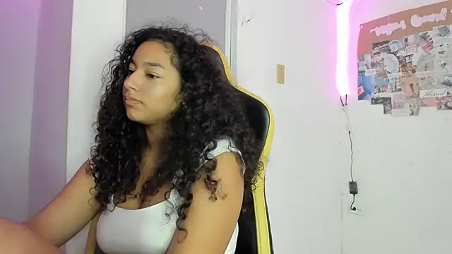 emily_stars1 ওয়েবক্যাম শো